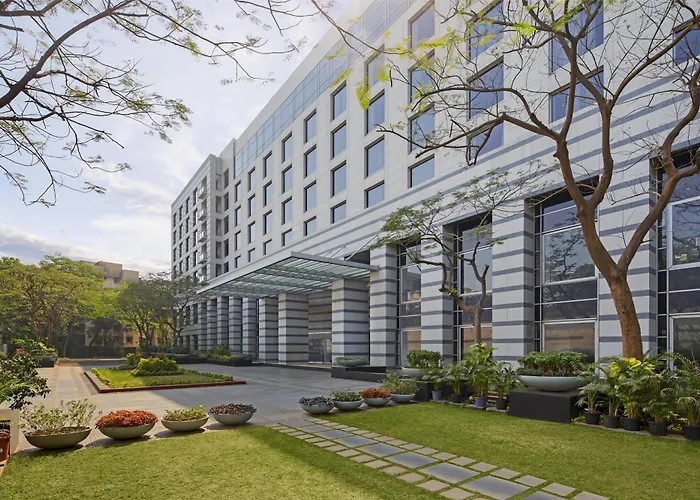 Grand Hyatt Mumbai Hotel And Residences